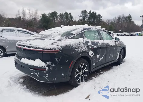 2023 Toyota Crown Xle из США, поврежденный, VIN JTDAAAAF6P3004346